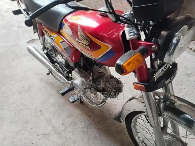 2025 Model Low Mileage High-Performance Vehicle