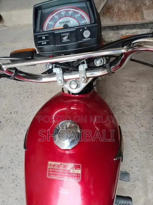 2025 Model Low Mileage High-Performance Vehicle