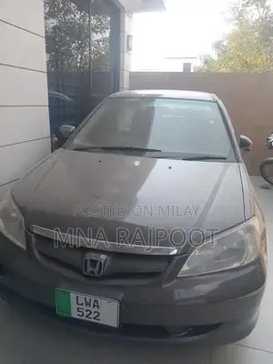 Photo - 2005 Honda Civic EXi Sedan - Partially Original Paint