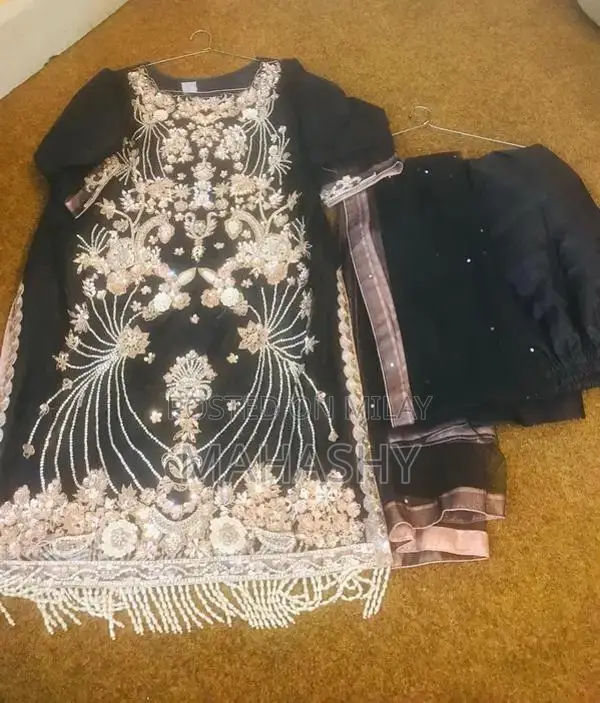 Black 3-Piece Traditional Suit Set - Shirt, Trouser, Dupatta