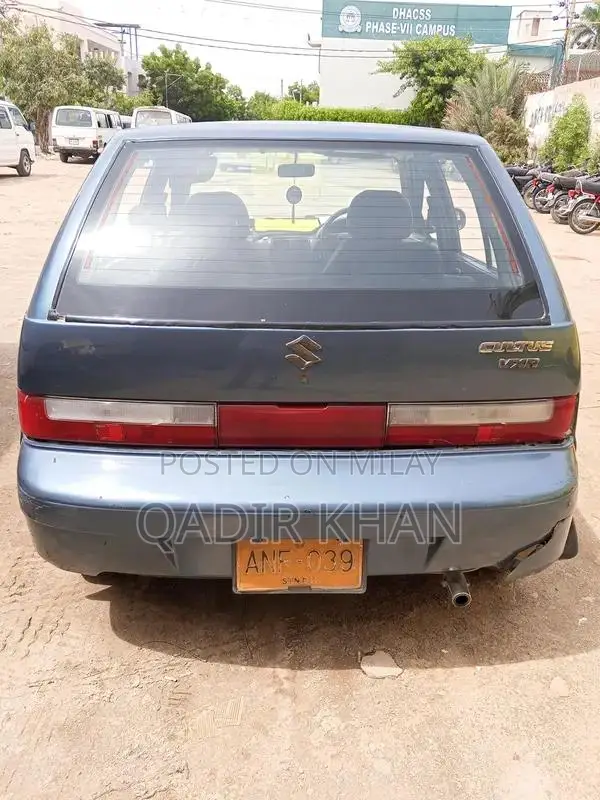 Suzuki Cultus Compact Sedan - Reliable Urban Transportation