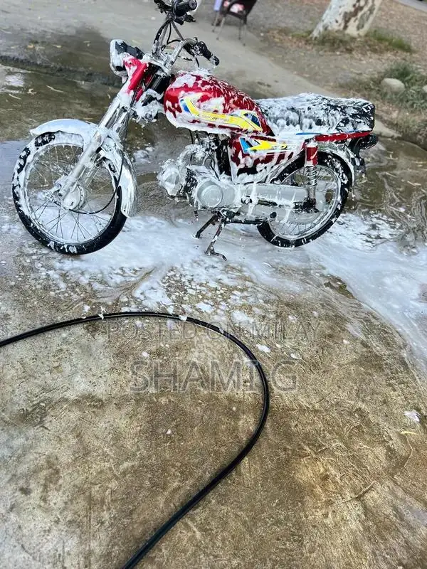 CD 70 Motorcycle in Excellent Condition