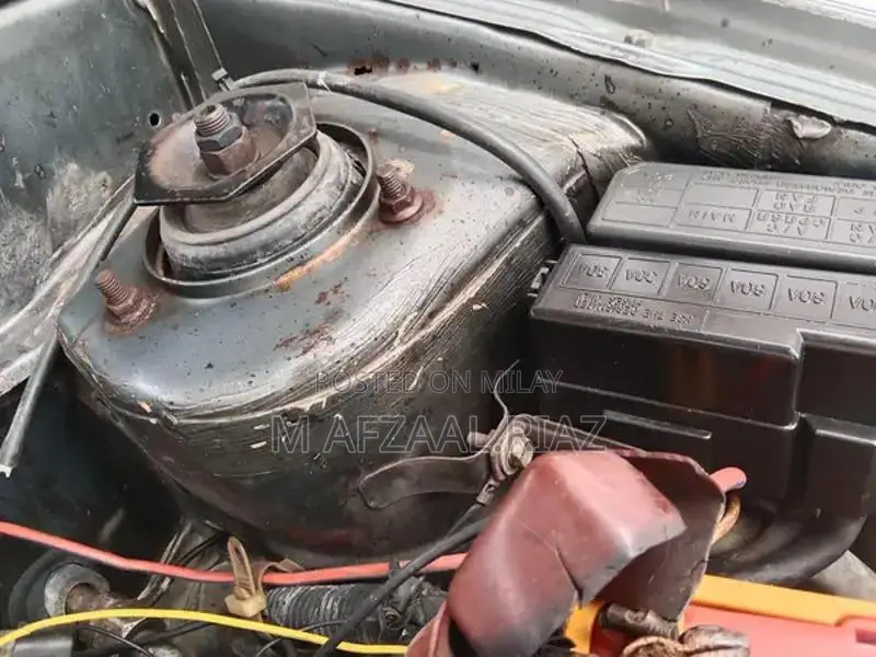 Suzuki Cultus EFI Hatchback Sedan