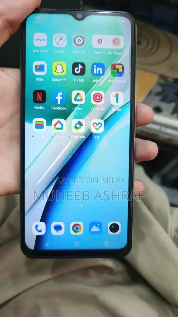 Vivo Y18 Smartphone - 6/128GB Storage, Excellent Condition