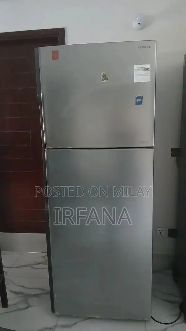 Hitachi Inverter Refrigerator with Dual Cooling System