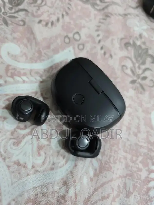 Bose Open Ultra Earbuds and iPad Pencil Pro Bundle