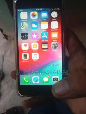 Unlocked Apple Smartphone 32GB White PTA Approved