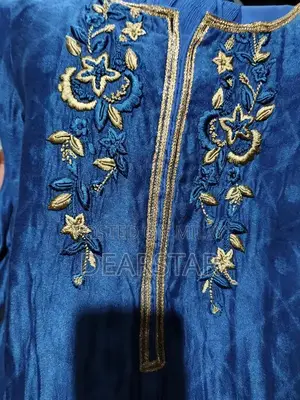 Embroidered 2-Piece Women's Dress Set in Small Size