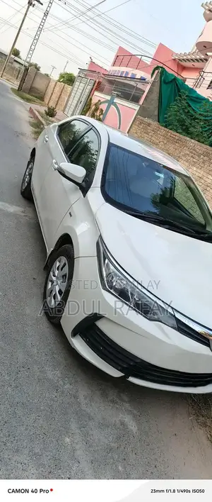 Toyota Corolla XLI - Reliable Sedan with Excellent Condition