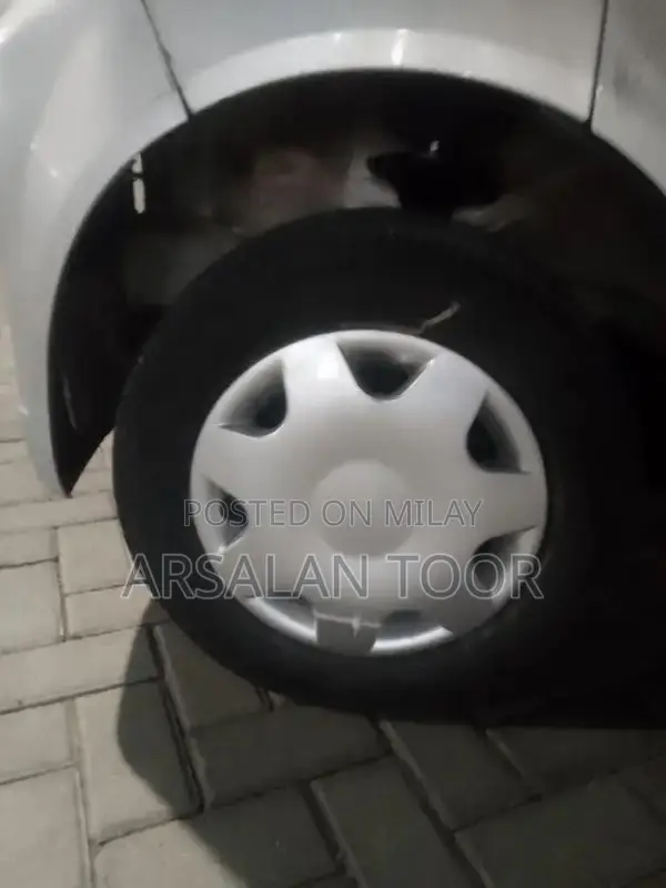 2005/2008 Compact Car - Low Mileage, Well-Maintained Vehicle