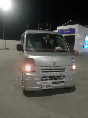 2005/2008 Compact Car - Low Mileage, Well-Maintained Vehicle