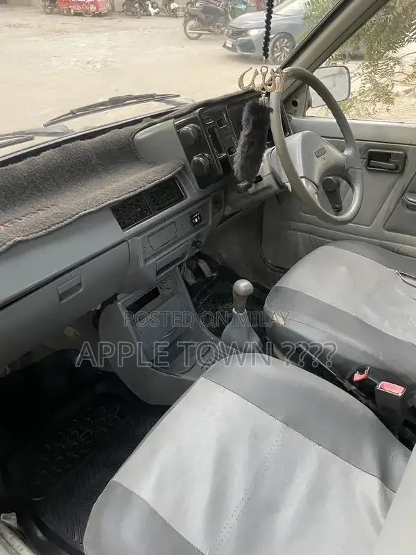 Suzuki Mehran VXR Silver Sedan - Low Mileage 2006 Model