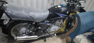 Suzuki 150 SE Motorcycle - Brand New Low Mileage Bike