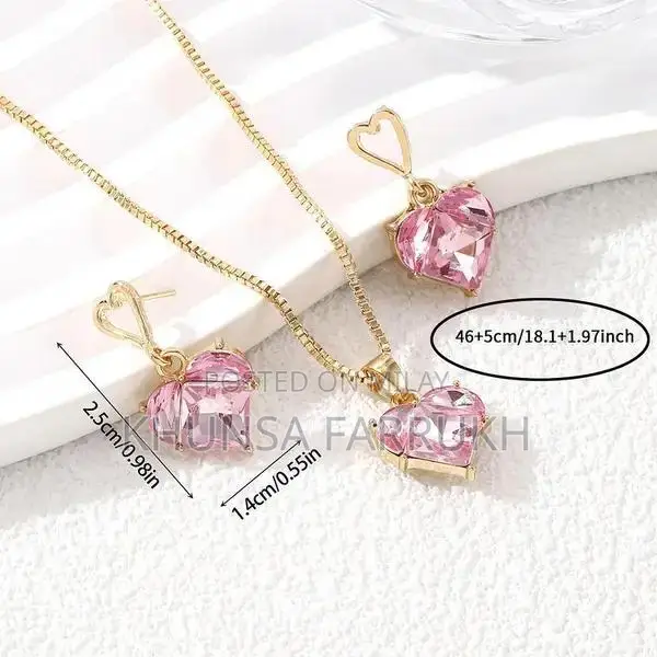 Vintage Elegant Jewelry Set with Timeless Design