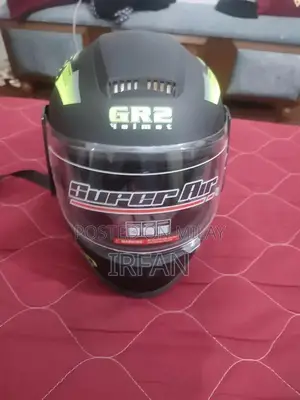 Photo - Lightweight Safety Bicycle Helmet for Active Cyclists