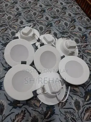 Photo - LED Lights with Humidifier and Aroma Diffuser Features