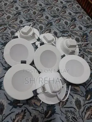 LED Lights with Humidifier and Aroma Diffuser Features