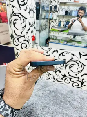 Apple Smartphone 128GB High Battery Health Excellent Condition