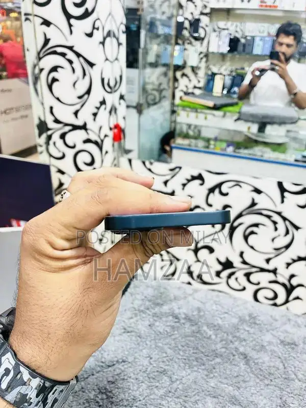 Apple Smartphone 128GB High Battery Health Excellent Condition