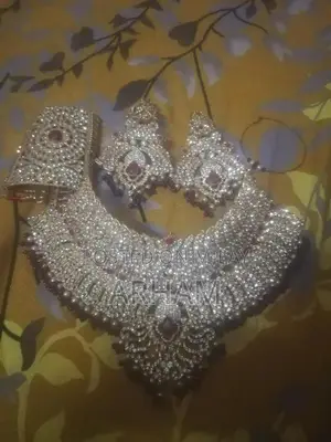 Elegant Bridal Jewelry Set for Special Occasion