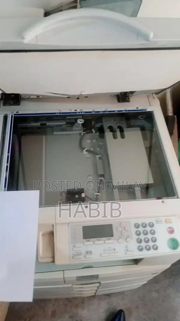 High-Performance Laptop with Multiple Display and Graphics Options