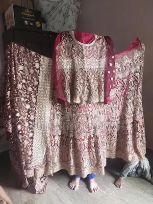 Elegant Bridal Lehenga Choli - Lightly Used Designer Wedding Wear