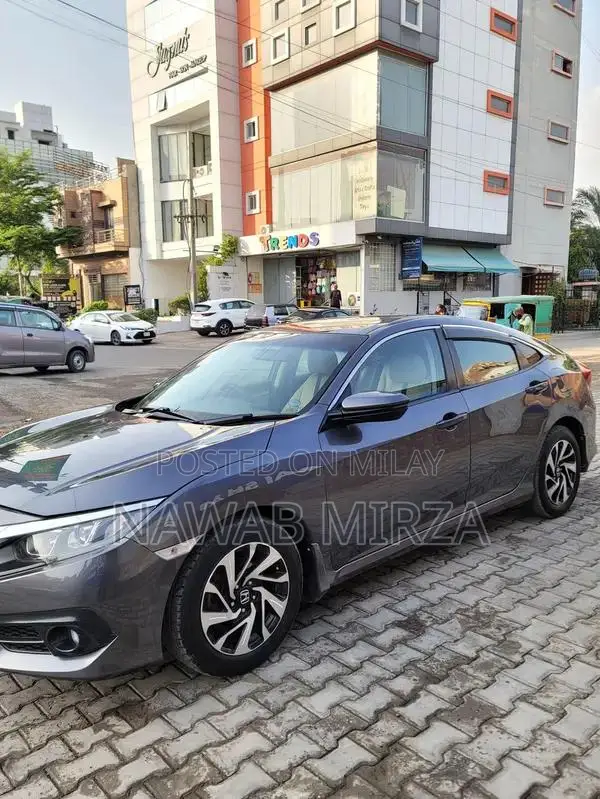 Honda Civic Prismatic Sedan - Reliable Compact Car