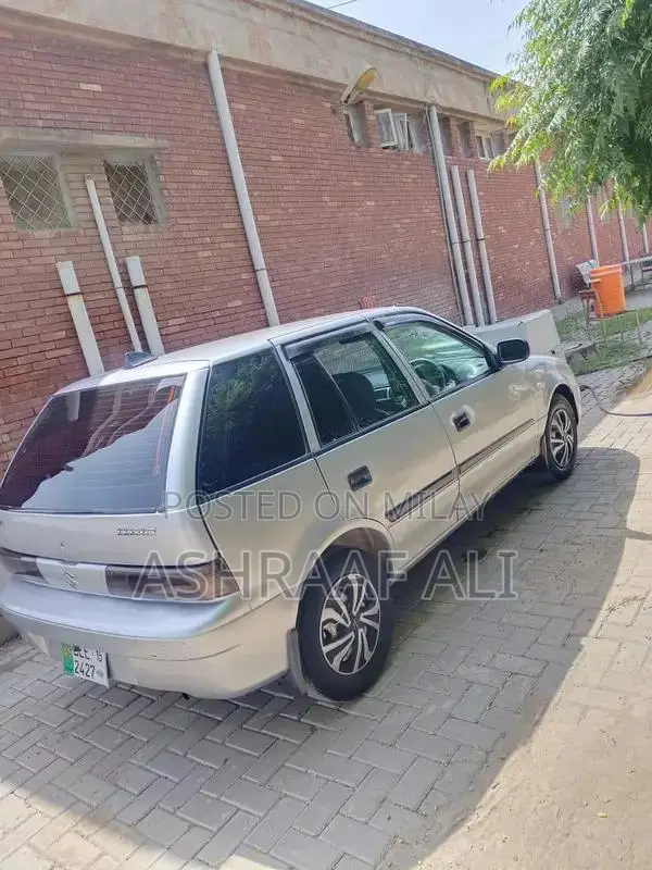 Suzuki Cultus 2015 Compact Family Sedan