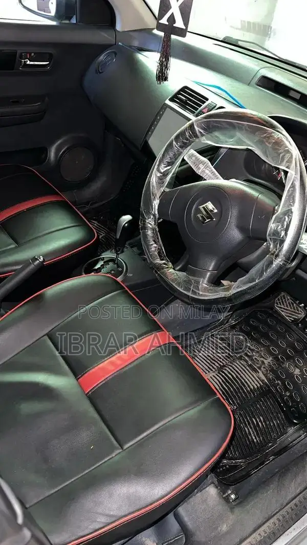 Comfortable Sedan with Good Fuel Economy and Versatile Options