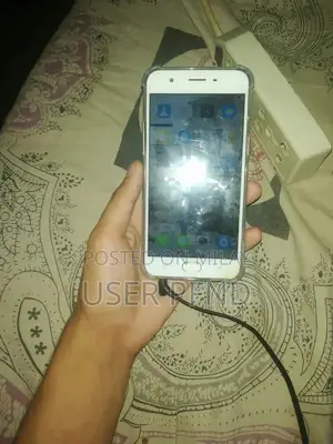 Smartphone with 64GB Storage and Glass Back