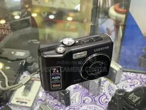 Digital Camera Full 10bay10 with Battery and SD Card