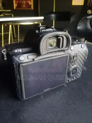 Photo - Sony A7 III Full-Frame Mirrorless Digital Camera