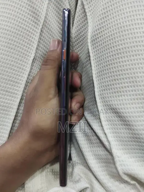 Camon 40 Pro Smartphone Complete Package with Warranty