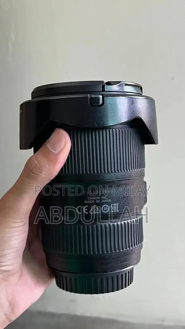 Canon Professional Ultra-Wide Zoom 16-35mm Camera Lens