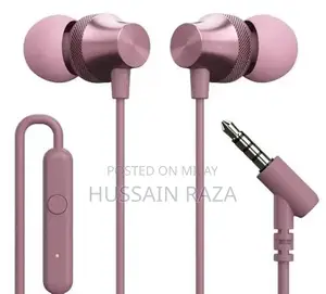 Noise-Cancelling Earphones with Powerful Bass Performance