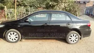 Toyota Corolla XLi Sedan - Reliable Compact Car