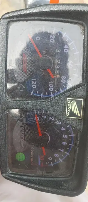 CG 125 Special Edition Motorcycle in Red