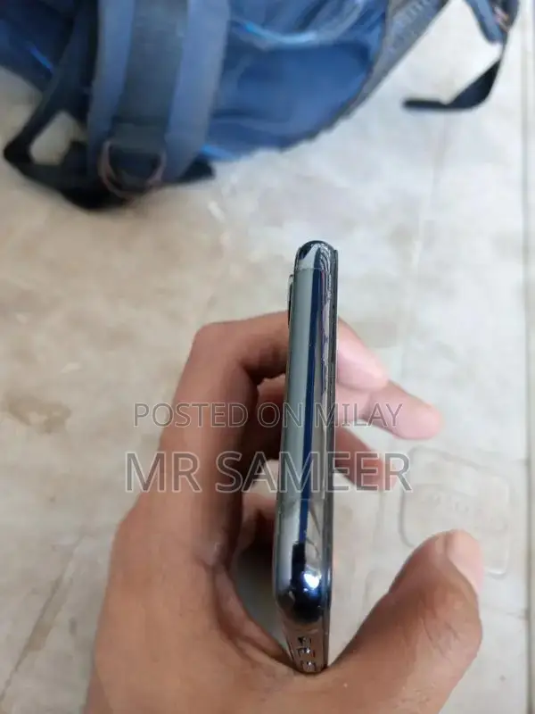 Factory Unlocked Smartphone 64GB Storage Excellent Condition