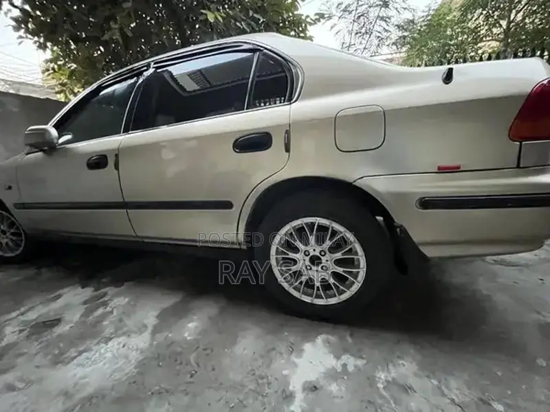 1997 Honda Civic - Classic Compact Sedan with Clean History