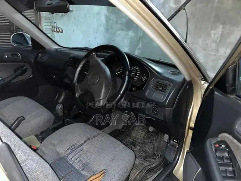 1997 Honda Civic - Classic Compact Sedan with Clean History