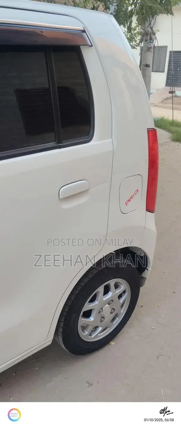 Suzuki Wagon R 2022 Compact Hatchback Low Mileage