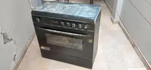 Photo - 5 Burner Gas Stove with Functional Oven