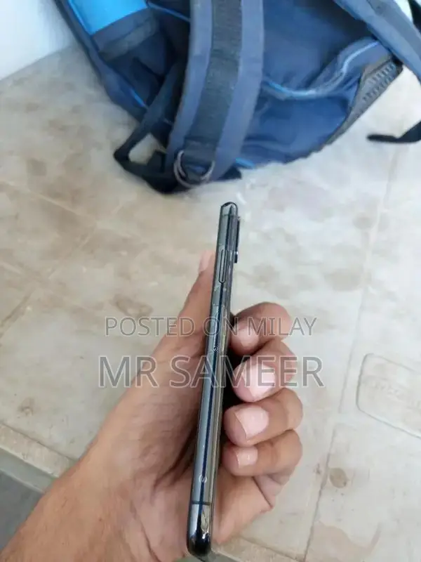 Factory Unlocked Smartphone 64GB Storage Excellent Condition