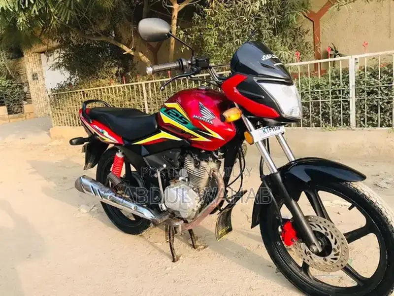 Honda CB 125F Motorcycle - 2025 Model Urban Commuter