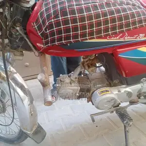 Honda CD2001 Vintage Motorcycle Model