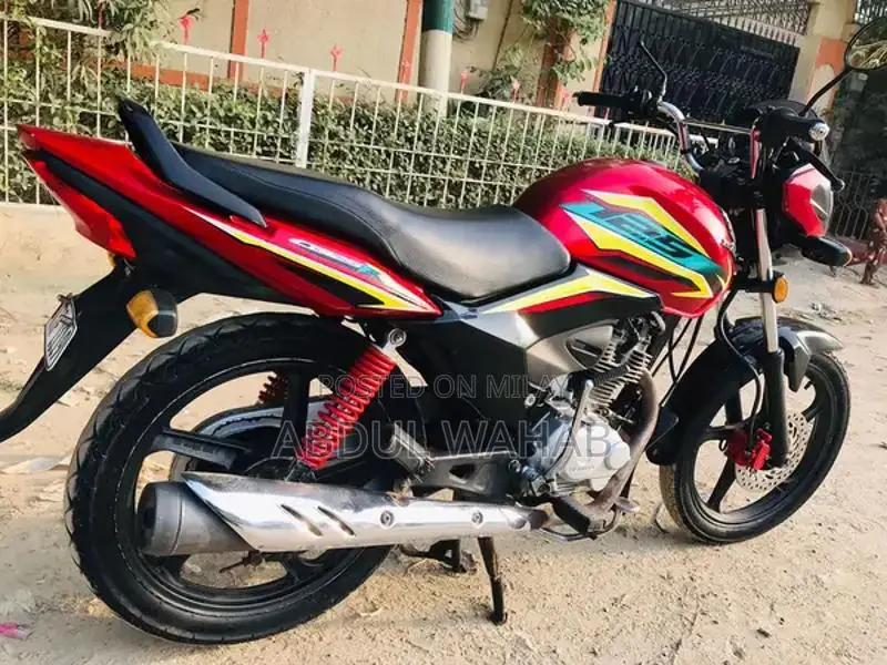 Honda CB 125F Motorcycle - 2025 Model Urban Commuter