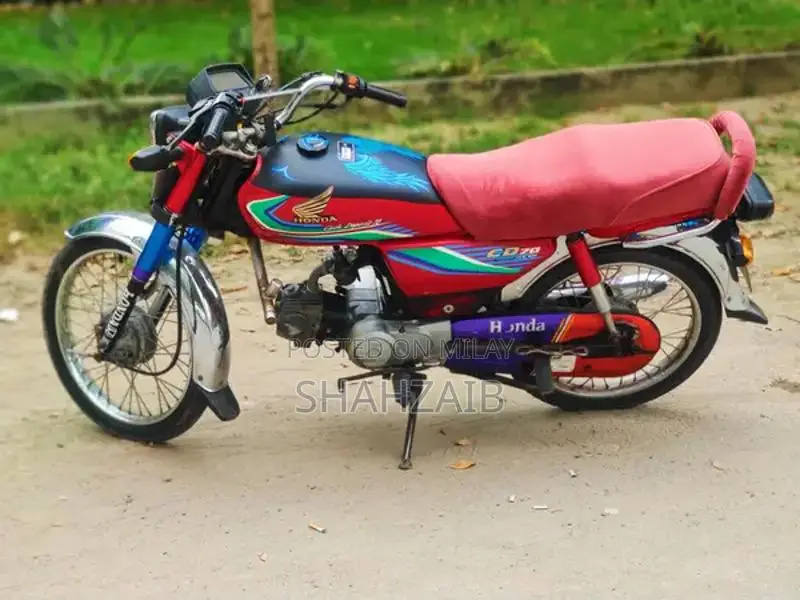 CD 70 Motorcycle 2017 Model - Original Condition