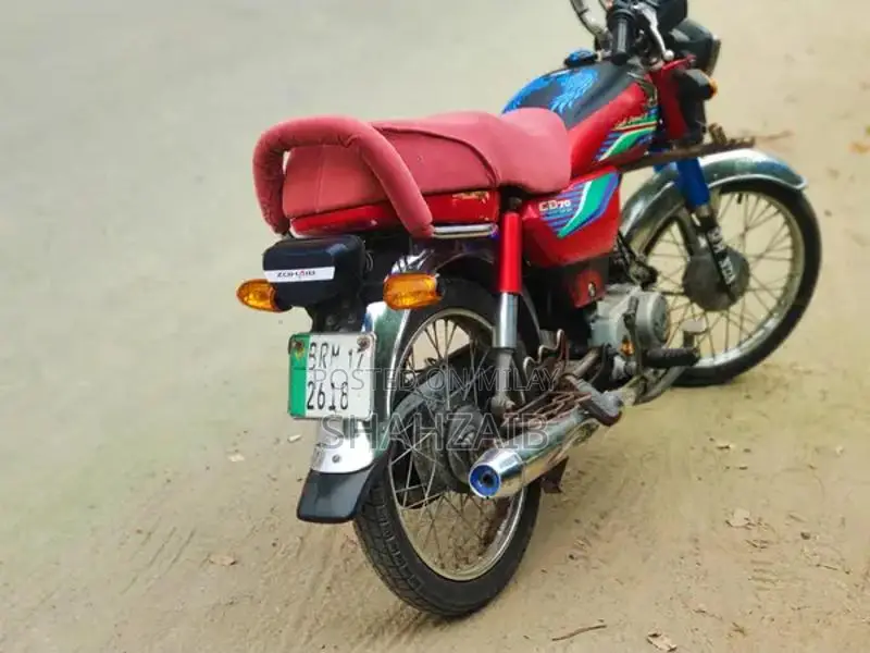 CD 70 Motorcycle 2017 Model - Original Condition