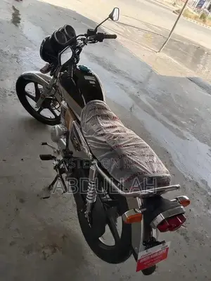 Photo - CG 150 Black Dual Tone Motorcycle