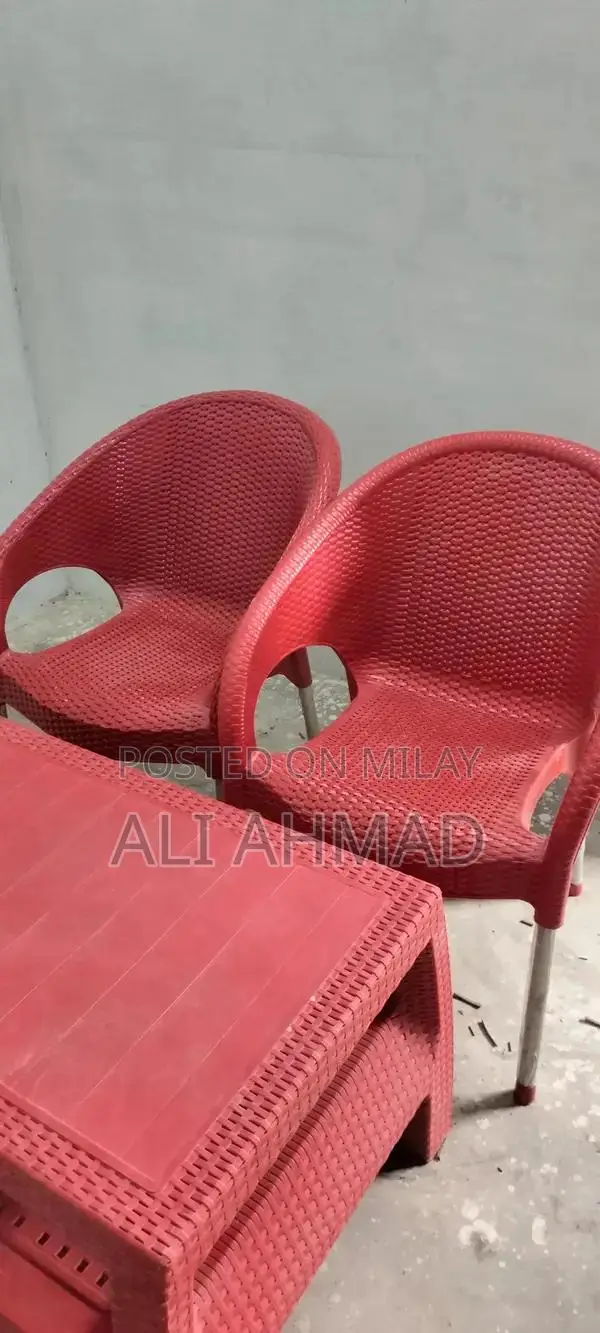 Durable Plastic Chairs with Steel Legs